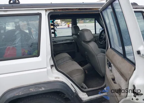 1992 Jeep Cherokee Laredo из США, поврежденный, VIN 1J4FT58S9NL219107